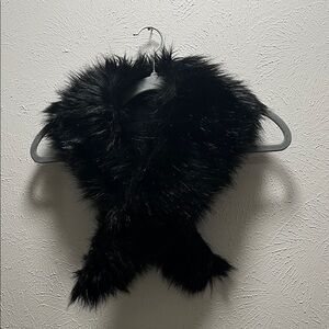 Luxurious Black Faux Fur Scarf